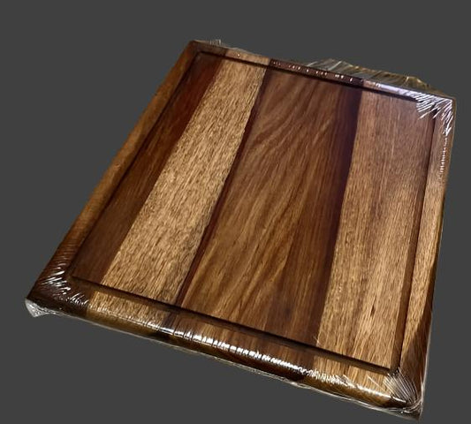 Steak or cutting board with border grooved 300x250x25